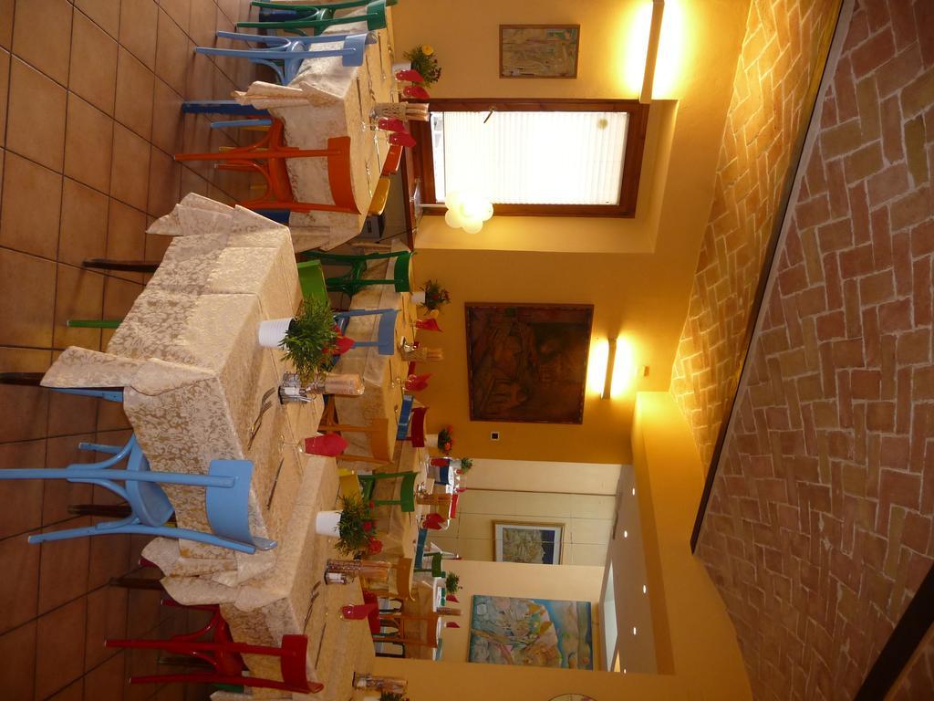 Albergo Ristorante Corsini Pavullo nel Frignano Εξωτερικό φωτογραφία